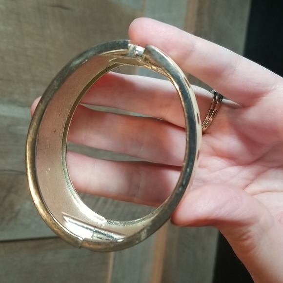 Bangle Bracelet - Picture 11 of 11